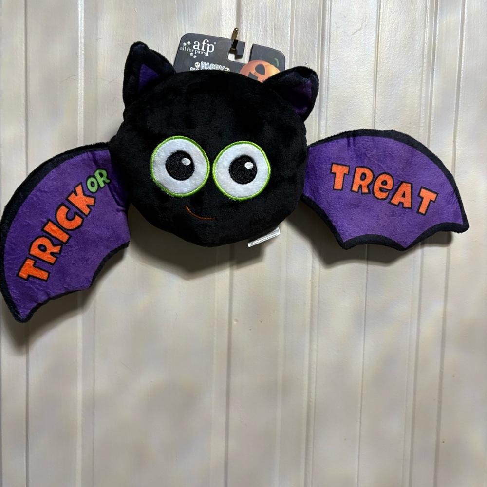 AFP  Hola interactive Dog Toy 17” Long Vap Dog Toy  Clinker &Squeaker